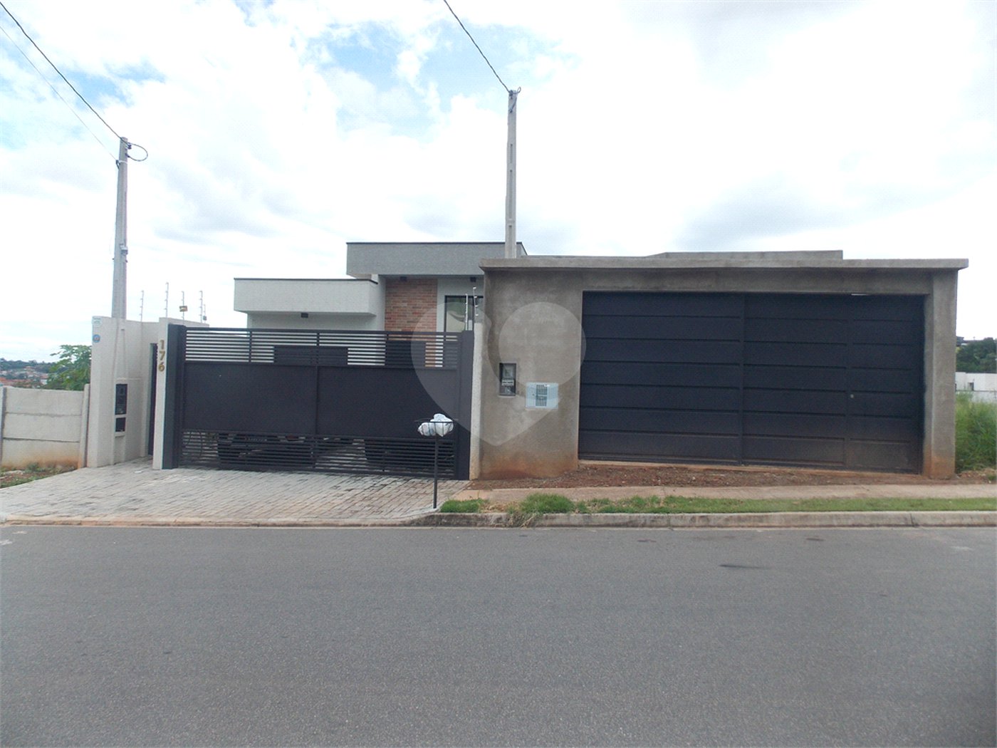 Terreno à venda em Residencial Jardins da Catalunha, Atibaia, SP