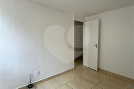 Apartamento à venda com 2 quartos em Santa Cruz, Rio de Janeiro, RJ