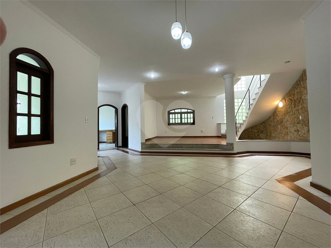 Casa à venda com 4 quartos, sendo 2 suítes,  em Jardim Pagliato, Sorocaba, SP