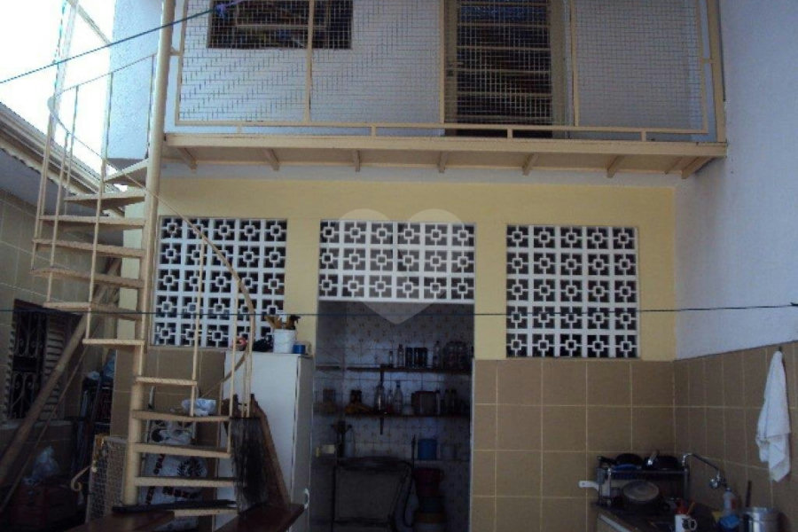 Sobrado à venda com 3 quartos, sendo 1 suíte, em Parque Peruche, São Paulo, SP