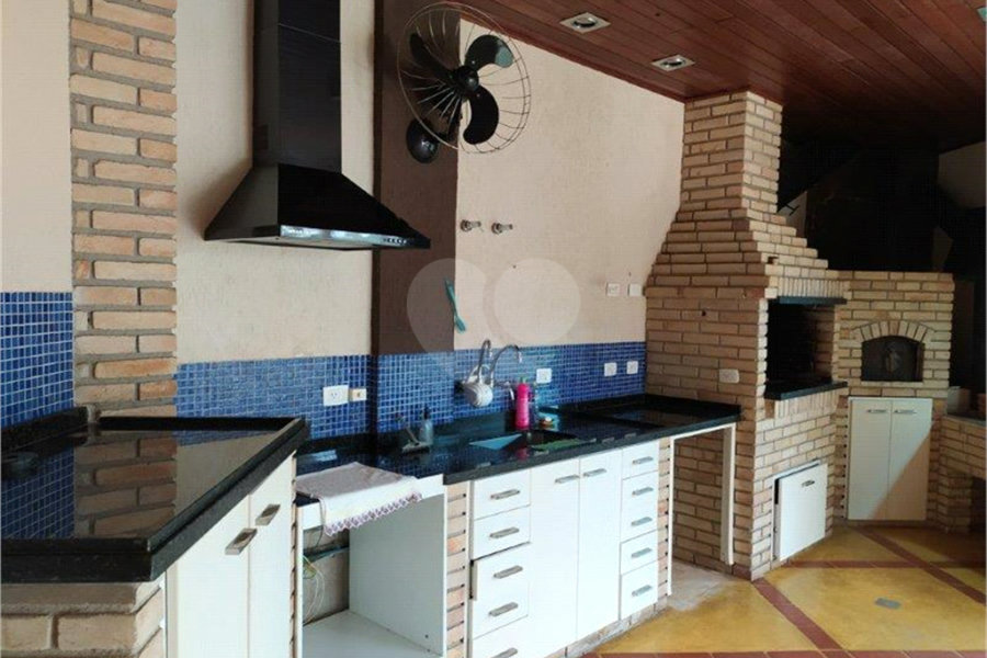 Casa à venda com 4 suítes no condomínio Parque Imperial, Mairiporã - SP