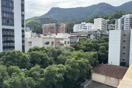 Apartamento à venda com 4 quartos, sendo 2 suítes, em Tijuca, Rio de Janeiro, RJ