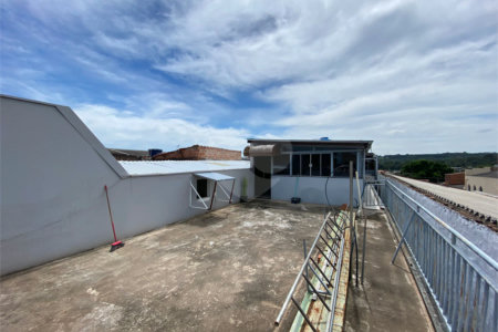 Sobrado comercial/residencial no Cidade Aracy