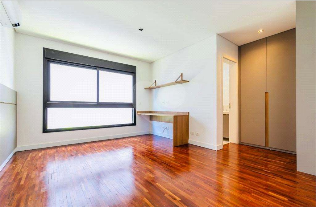 Casa à venda com 3 suítes no condomínio Boulevard Ibirapuera, São Paulo - SP