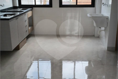 Casa em condomínio à venda com 2 quartos em Vila Rosa, São Paulo, SP