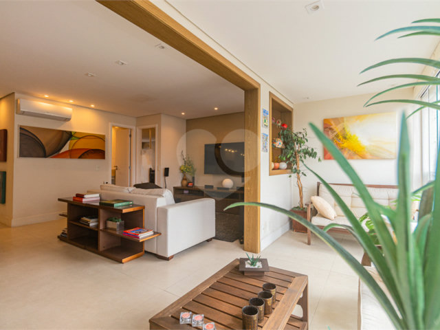 Apartamento à venda com 1 suíte em Campo Belo, São Paulo, SP