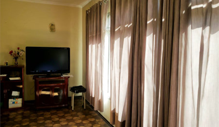 Casa à venda com 3 quartos, sendo 1 suíte,  em Vila Maria, São Paulo, SP