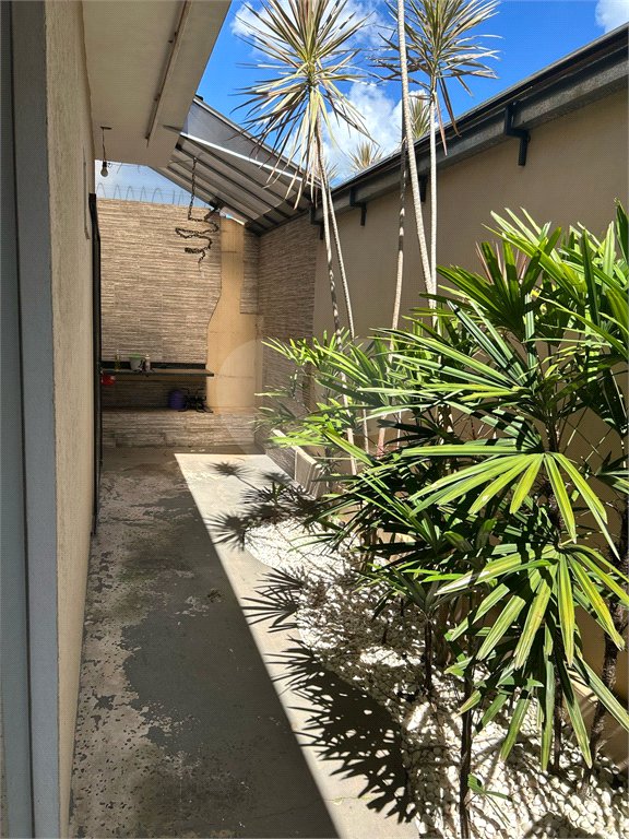 Casa à venda com 3 quartos, sendo 2 suítes, em Jardim de Cresci, São Carlos, SP