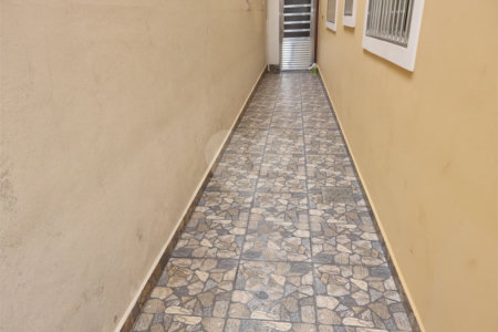 Sobrado à venda com 3 quartos, sendo 1 suíte,  em Jardim Campo Limpo, São Paulo, SP