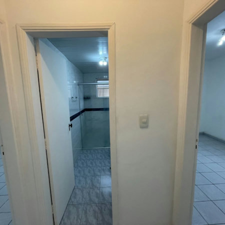 Apartamento 2 dormitórios + dependência, 1 vaga demarcada, no Campo Grande, Santos