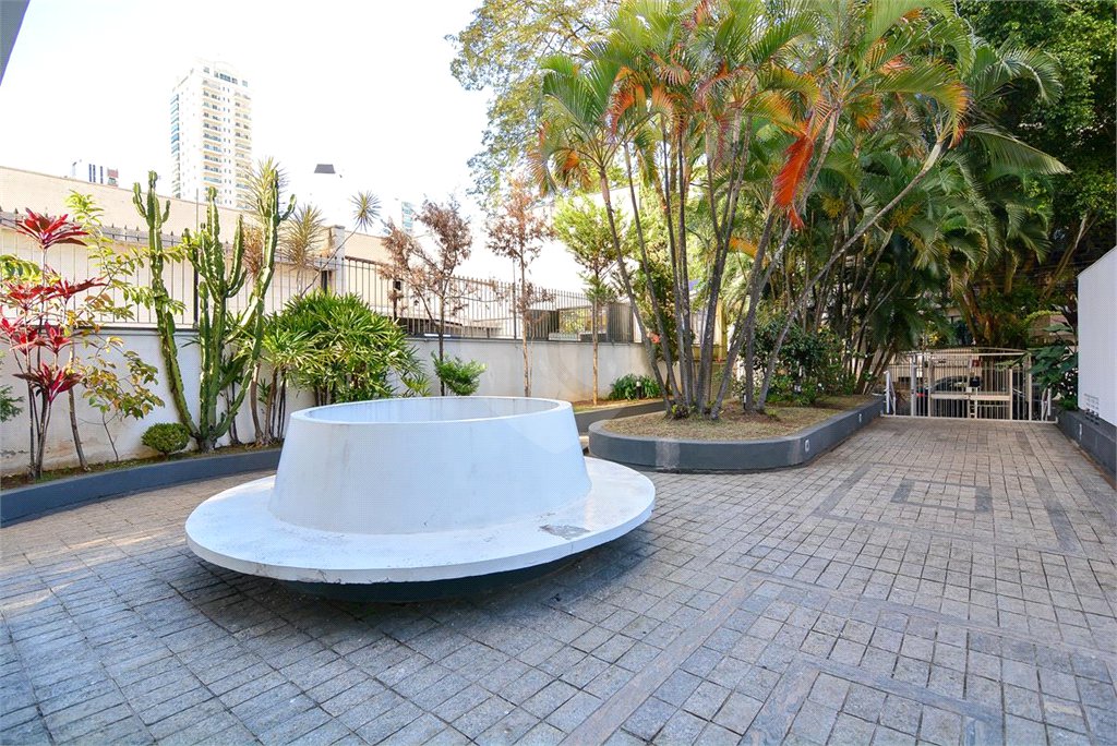 Apartamento à venda com 4 quartos, sendo 2 suítes,  em Brooklin Paulista, São Paulo, SP