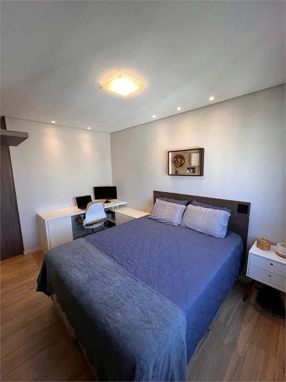 Apartamento à venda com 2 quartos, sendo 1 suíte, em Parque Reboucas, São Paulo, SP