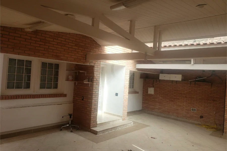 Sobrado à venda com 4 quartos, sendo 2 suítes,  em Tremembé, São Paulo, SP