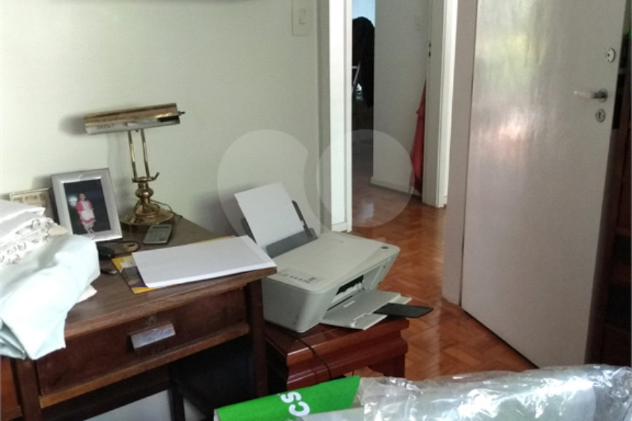 Casa à venda com 6 quartos, sendo 2 suítes, em Tremembé, São Paulo, SP