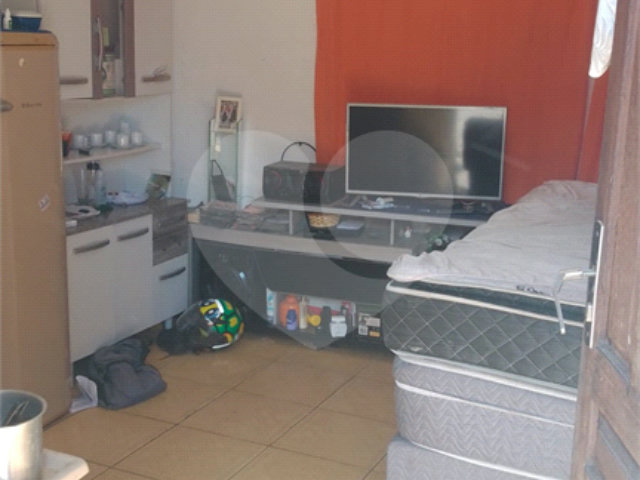 Casa à venda com 1 quarto em Campo Limpo, São Paulo, SP