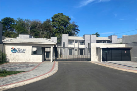 Casa à venda com 2 suítes no condomínio Vila Ilha de Creta, Valinhos - SP
