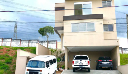 Casa à venda no condomínio Aruã, Mogi das Cruzes - SP