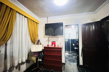 Casa à venda com 4 quartos, sendo 1 suíte, em Campo Grande, Rio de Janeiro, RJ