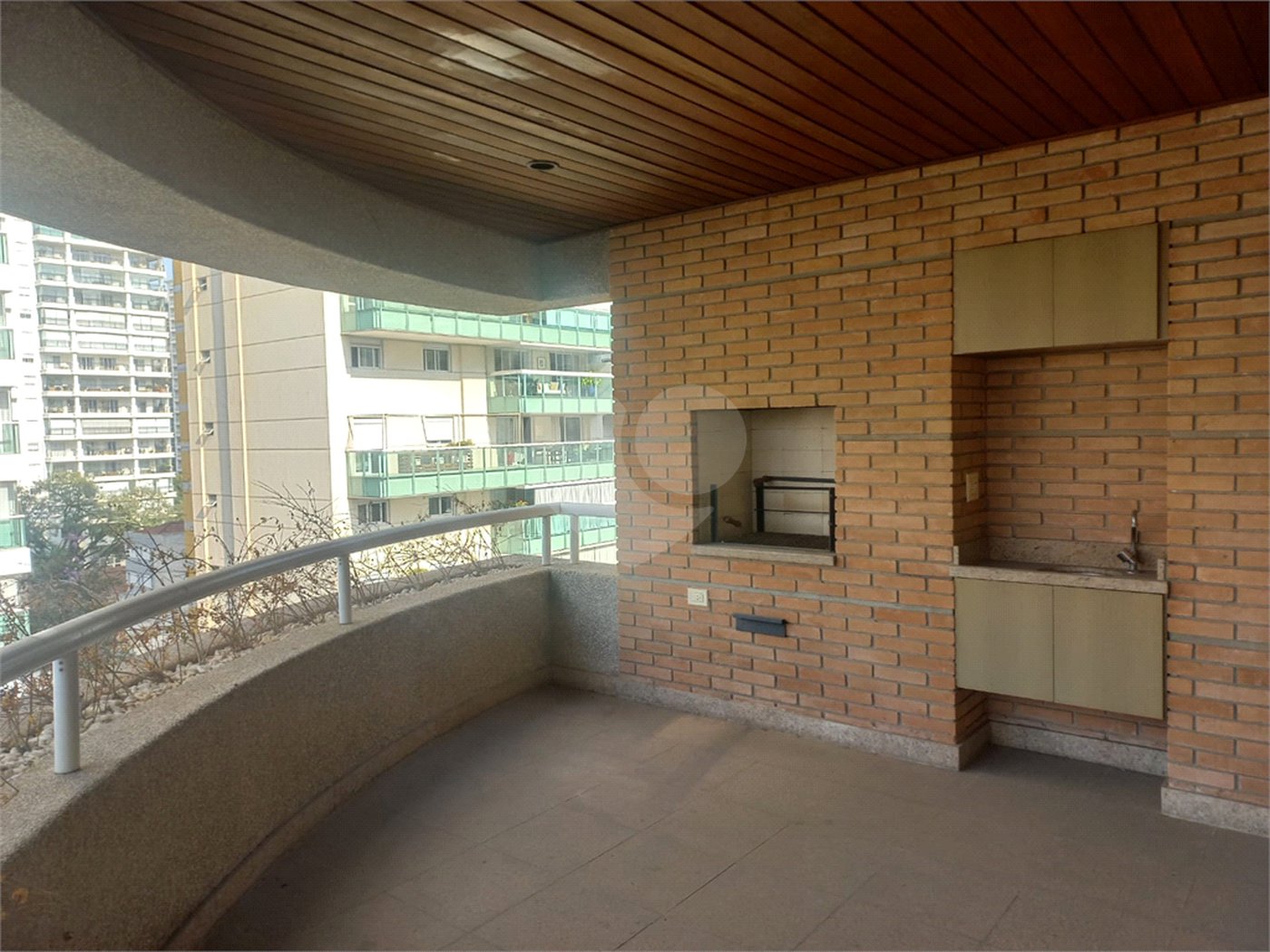 Apartamento à venda com 4 quartos, sendo 2 suítes, em Vila Uberabinha, São Paulo, SP