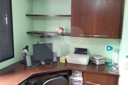 Apartamento à venda com 3 quartos, sendo 1 suíte, em Santo Amaro, São Paulo, SP