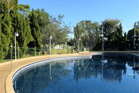 Chácara à venda com 4 quartos, sendo 1 suíte,  em Campos de Atibaia, Atibaia, SP