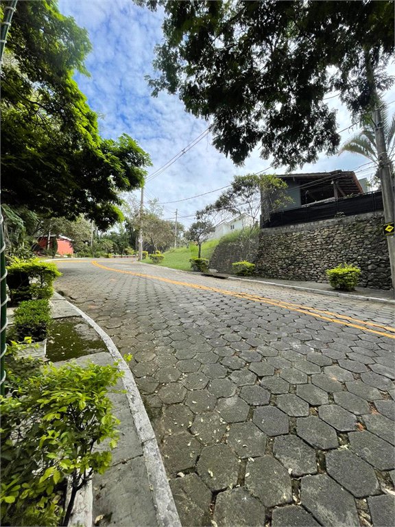 Casa à venda com 4 quartos, sendo 3 suítes, no condomínio Bosque Sâo Francisco, Votorantim - SP