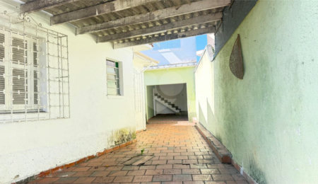 Casa Térrea à venda com 4 quartos, sendo 1 suíte,  em Água Fria, São Paulo, SP