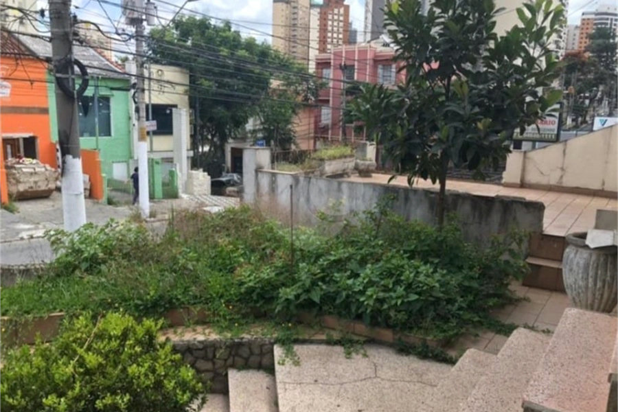 Sobrado à venda com 5 quartos, sendo 1 suíte, em Santana, São Paulo, SP