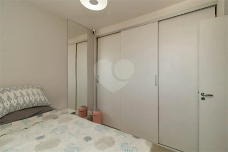 Apartamento à venda com 2 quartos em Vila Paiva, São Paulo, SP