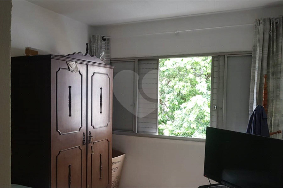 Apto 69 mt - 02 dormitorios - Sala - Cozinha 02 wcs -