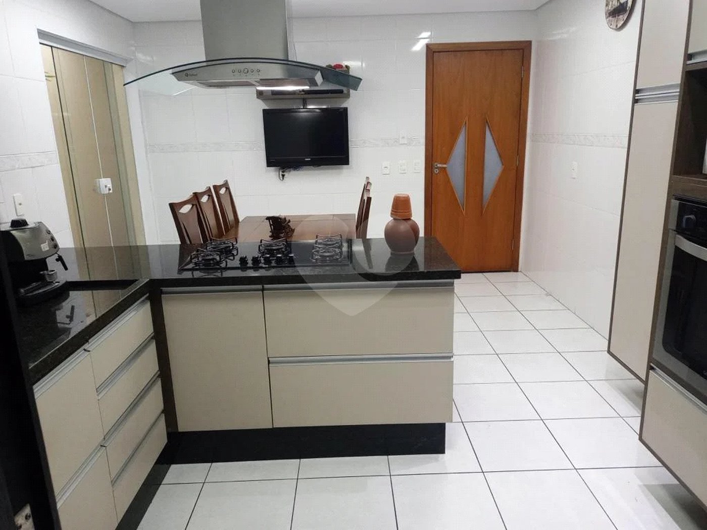 Sobrado à venda com 3 suítes em Vila Mazzei, São Paulo, SP