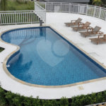Casa à venda com 5 quartos, sendo 4 suítes, no condomínio Clube Florada Suzano, Suzano - SP
