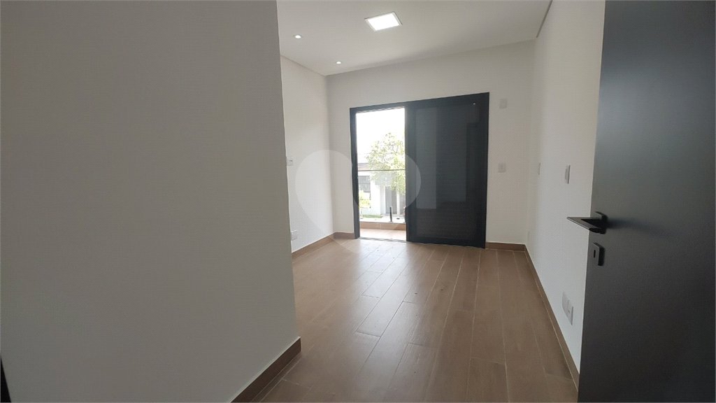 Casa à venda com 3 suítes no condomínio Terras de São Francisco, Sorocaba - SP