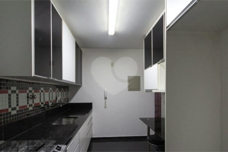 Cobertura à venda com 4 quartos, sendo 1 suíte, em Jardim Londrina, São Paulo, SP