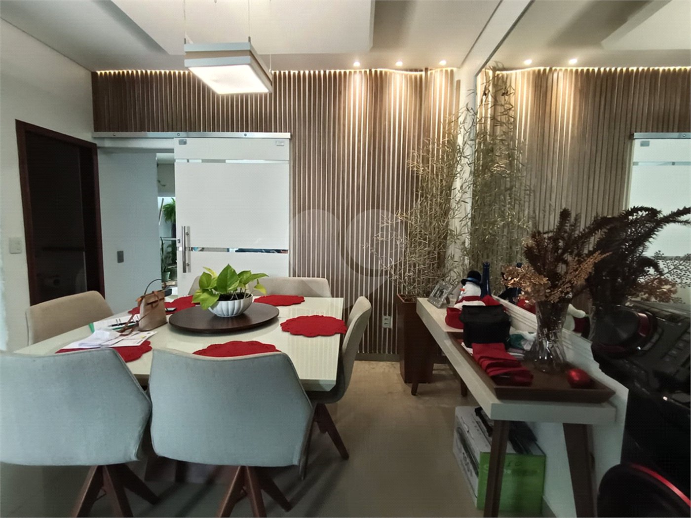 Casa à venda com 4 quartos, sendo 2 suítes, em Parque Jataí, Votorantim, SP