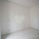 Apartamento à venda com 3 quartos, sendo 1 suíte,  em Jardim Flórida, São Roque, SP