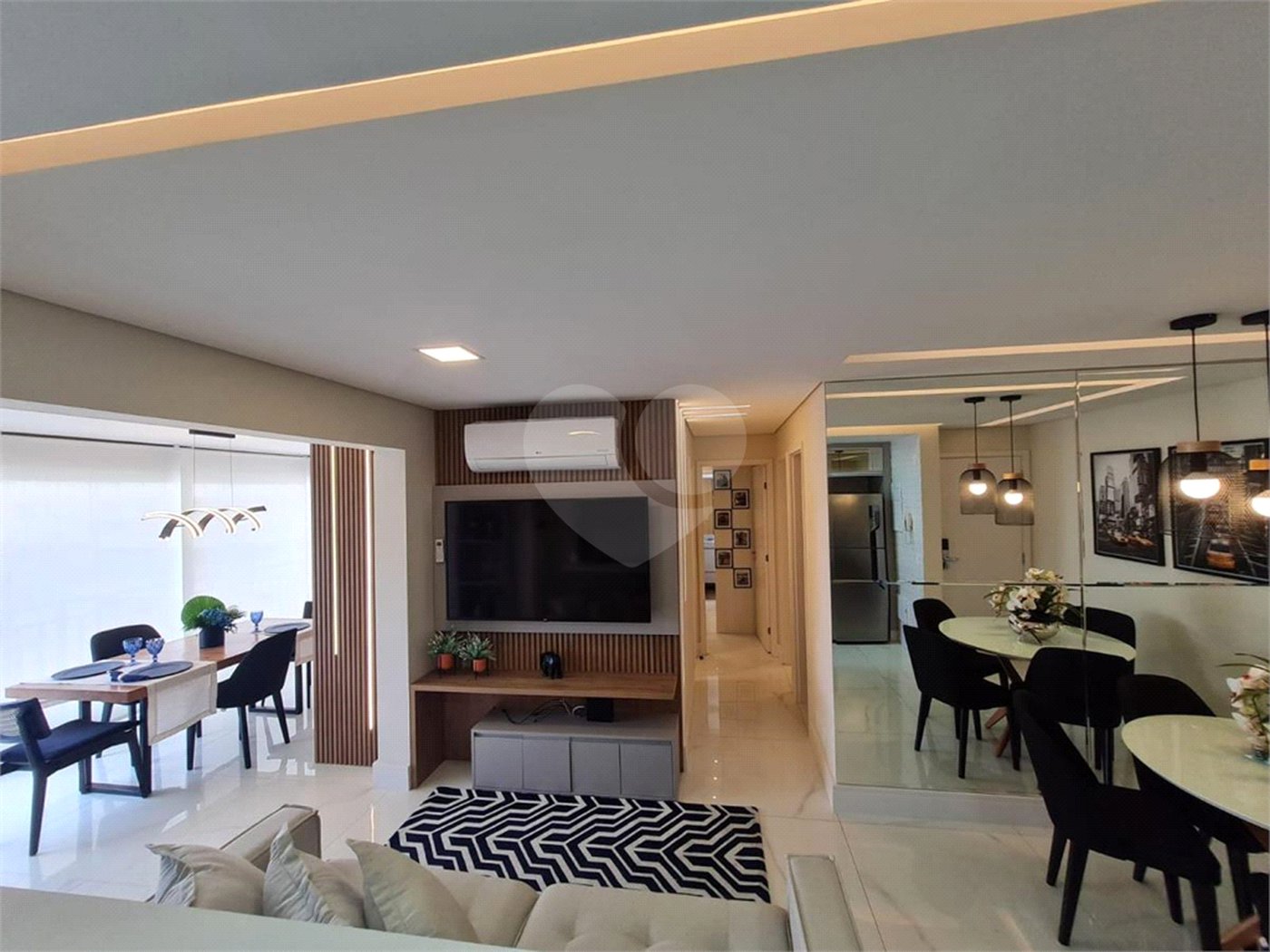 Apartamento à venda com 3 quartos, sendo 1 suíte,  em Vila Anastácio, São Paulo, SP