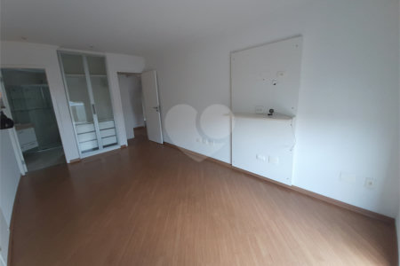 Apartamento à venda com 3 quartos, sendo 1 suíte,  em Água Fria, São Paulo, SP