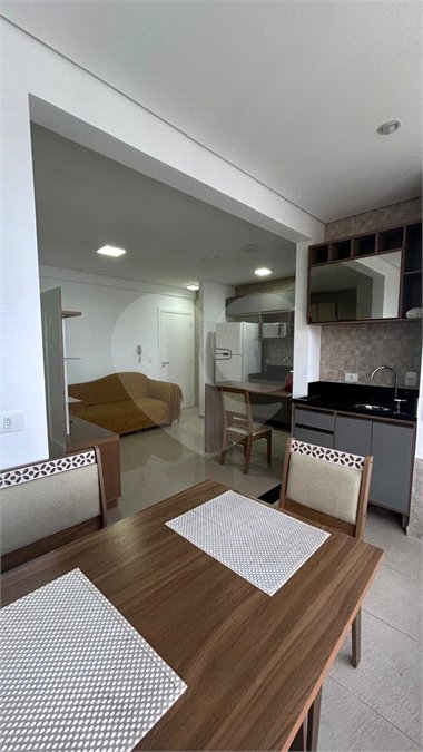 Apartamento à venda ou para alugar com 1 quarto em Loteamento Mogilar, Mogi das Cruzes, SP