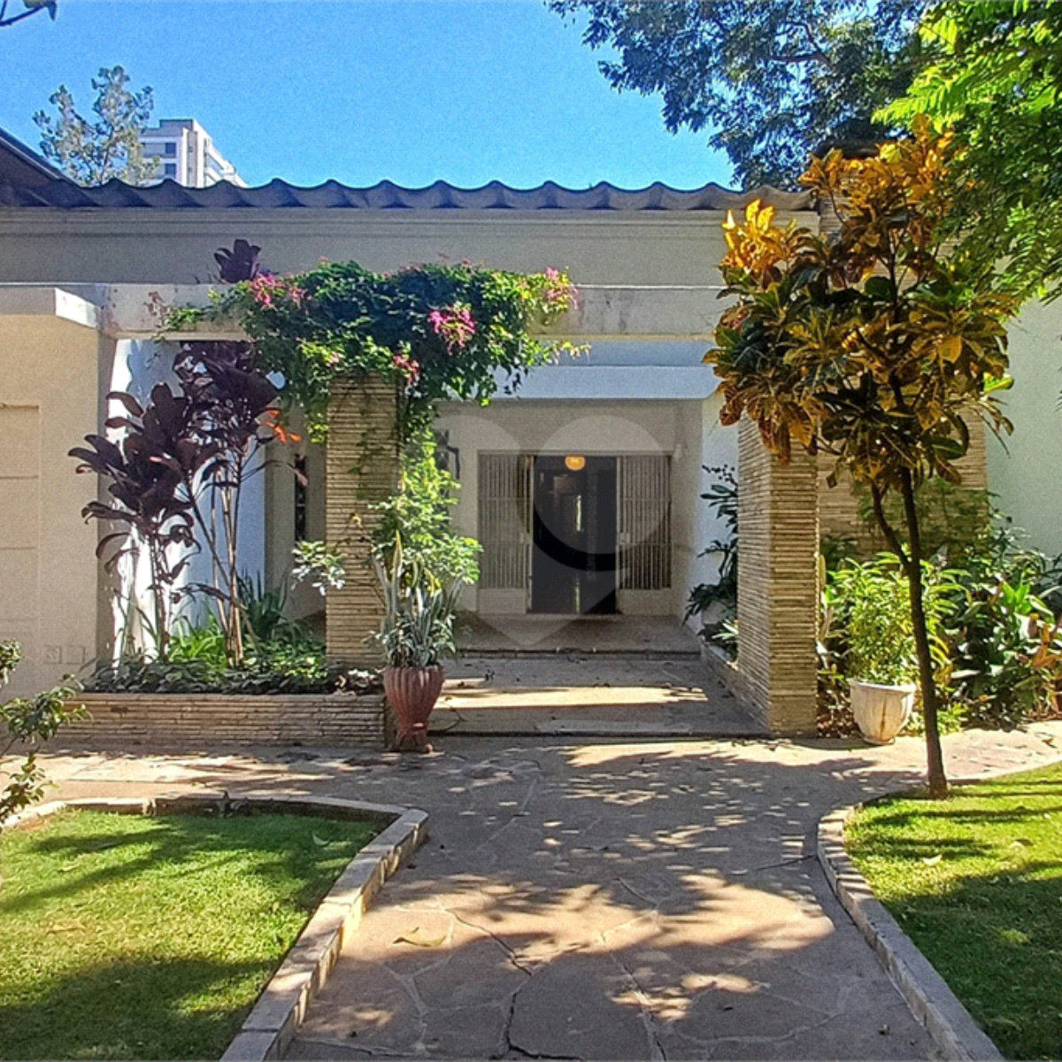 Casa Térrea à venda com 4 quartos, sendo 1 suíte,  em Brooklin Velho, São Paulo, SP