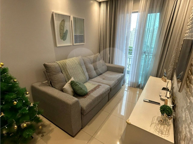 Apartamento à venda com 2 quartos em Horto, São Paulo, SP