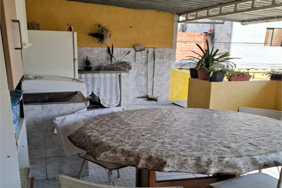 Casa à venda com 3 quartos, sendo 1 suíte, em Vila Mazzei, São Paulo, SP
