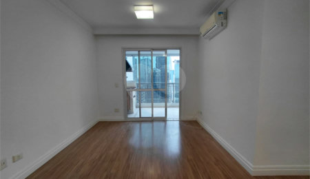 Apartamento à venda com 2 quartos, sendo 1 suíte, em Pinheiros, São Paulo, SP