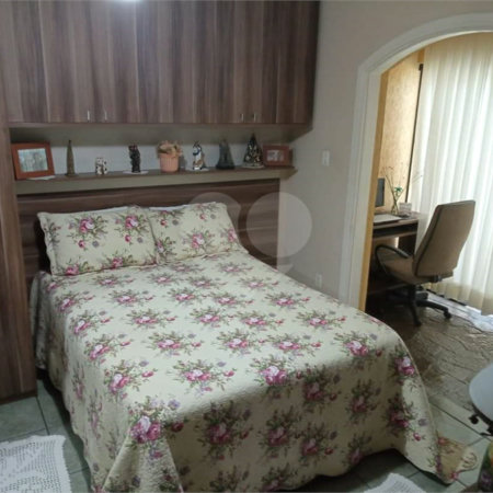 Casa à venda com 3 quartos, sendo 2 suítes, em Vila Flávio, Mogi das Cruzes, SP