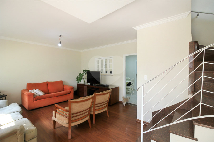 Casa à venda com 3 quartos, sendo 1 suíte,  em Santana, São Paulo, SP