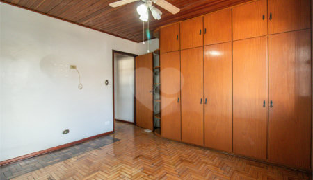 Sobrado à venda com 3 quartos em Vila Cruzeiro, São Paulo, SP