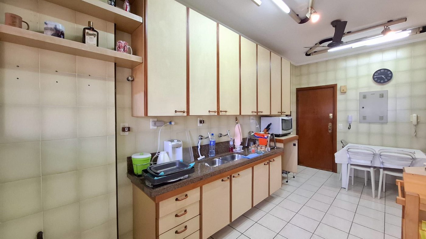 Apartamento com 3 dormitórios à venda, 150 m² por R$ 1.070.000,00 - Gonzaga - Santos/SP