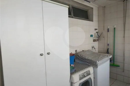 Apartamento à venda com 4 quartos, sendo 1 suíte, em Brooklin Paulista, São Paulo, SP