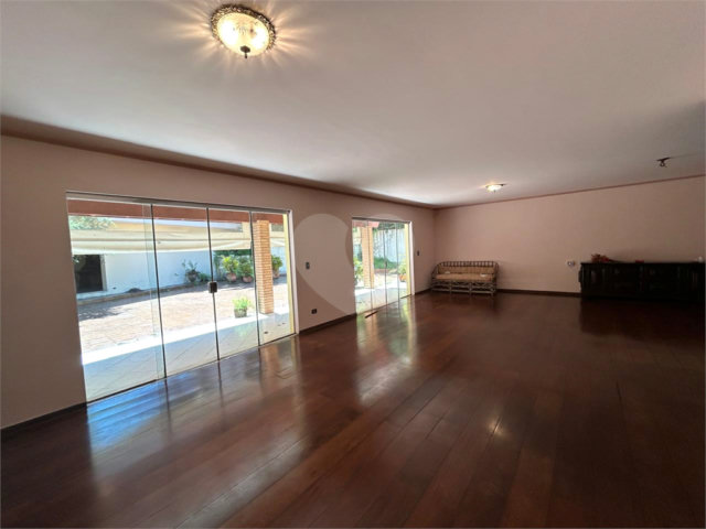 Casa para alugar com 3 suítes em Morumbi, São Paulo, SP