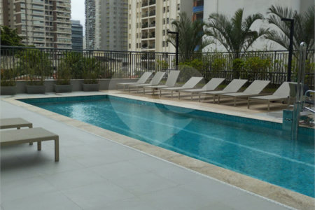 Apartamento à venda com 2 quartos em Santo Amaro, São Paulo, SP